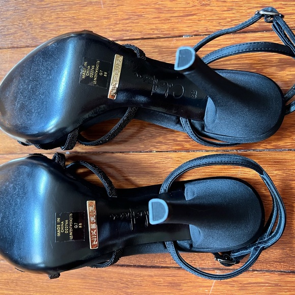 New! Size 8 Cole Haan 3” Heeled Black Crystal Sandals with Nike Air Technology - Picture 6 of 6